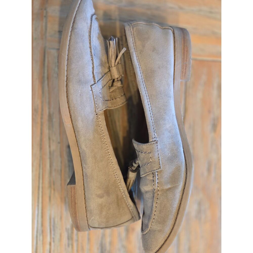 Dress Barn Tan Suede Loafers with Tassels, Size 7M, #103213904